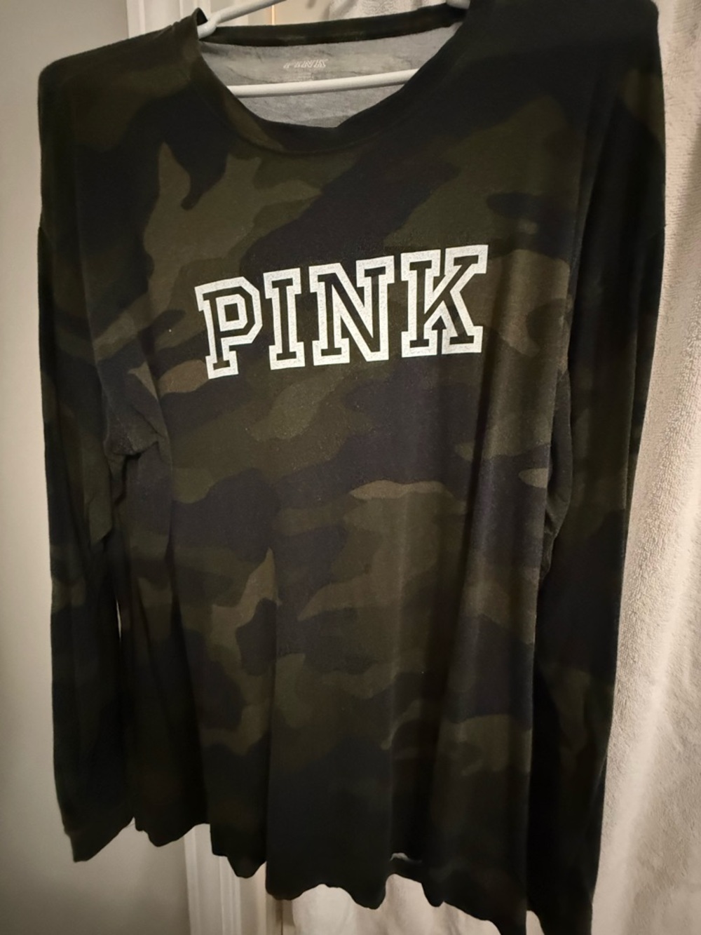 PINK Victoria's Secret Camo Long Sleeve Tee in Olive/Black